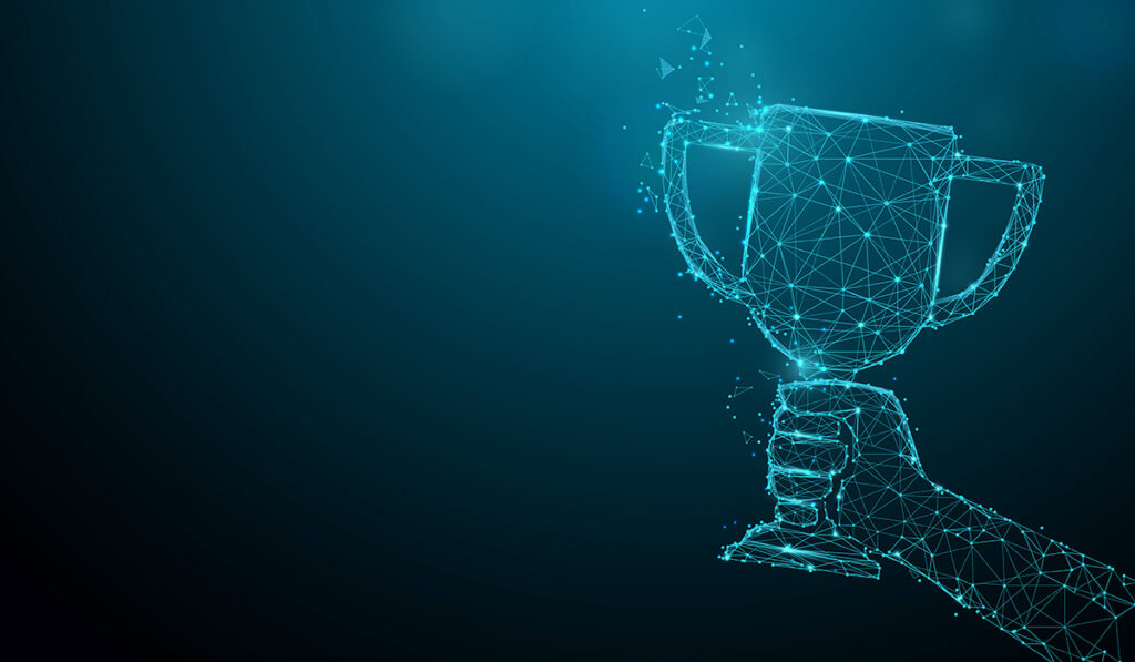 Gestileerde digitale hand houdt een wireframe trofee vast, symbool voor AI-gedreven cybersecurityprestatie